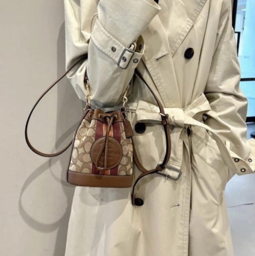 Coach Mini Dempsey Patch Bucket Bag Signature Jacquard Khaki/Saddle C8322 - Picture 4 of 6